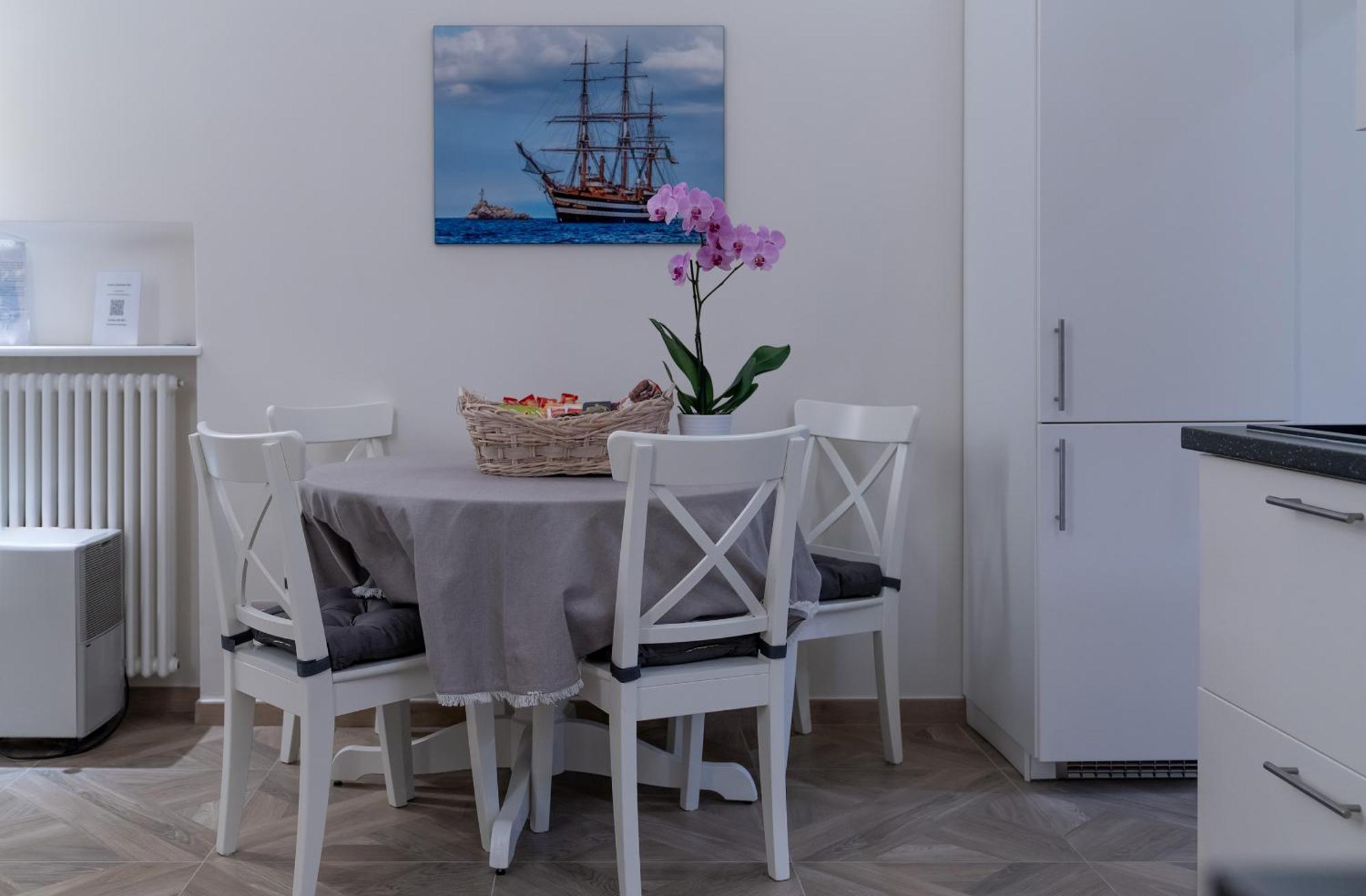 Апартаменты Insula Lubrensis Flat Масса-Лубренсе Экстерьер фото